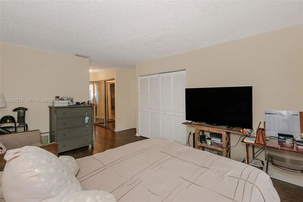 9876 Costa Del Sol Blvd #B-93 Doral, FL 33178