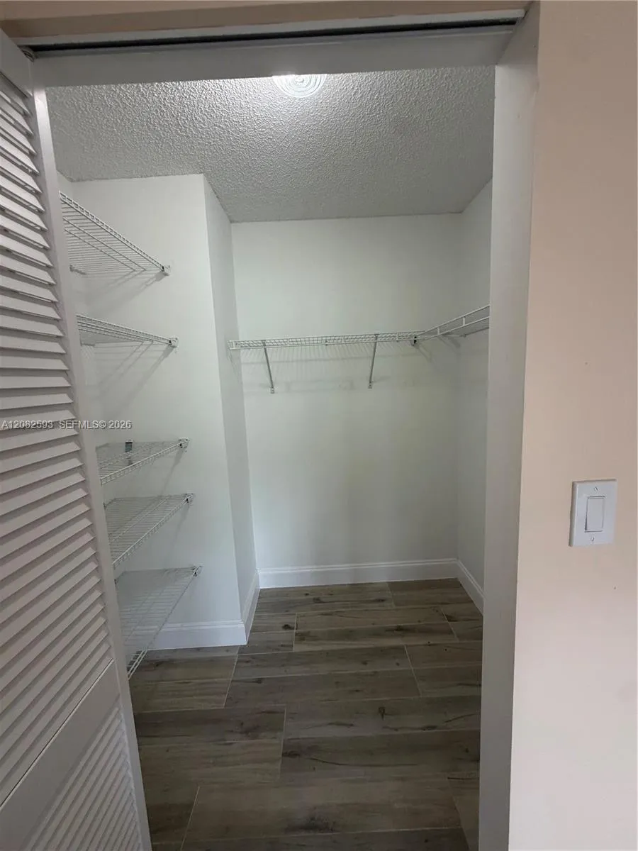 11091 NW 7th St #202-16 Doral, FL 33172