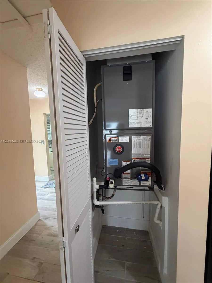 11091 NW 7th St #202-16 Doral, FL 33172