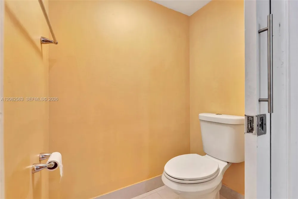 6320 Plymouth Ln Davie, FL 33331