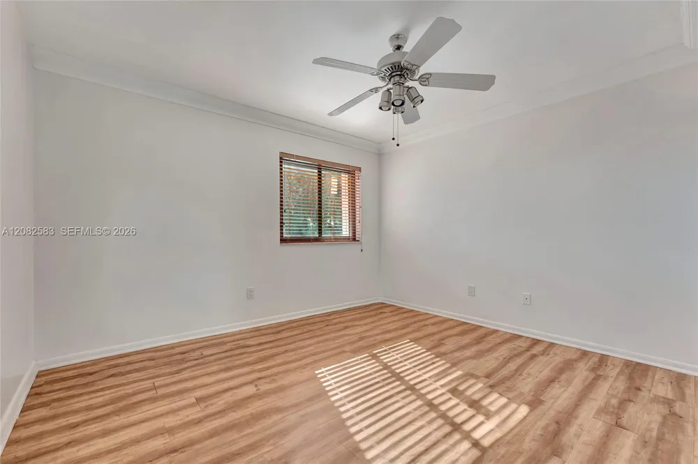 6320 Plymouth Ln Davie, FL 33331
