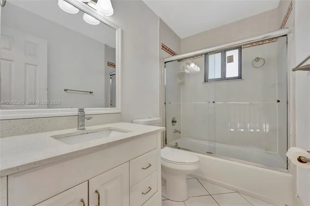 6320 Plymouth Ln Davie, FL 33331