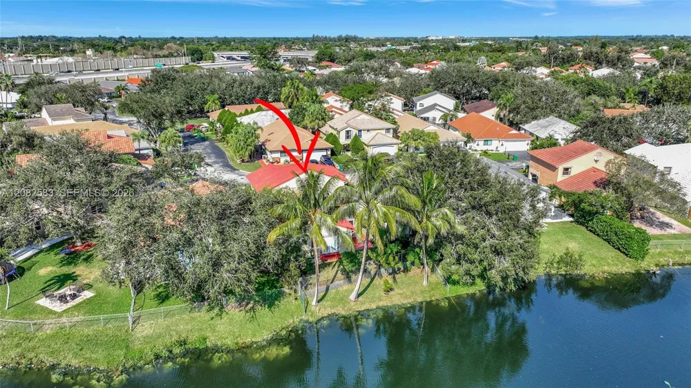 6320 Plymouth Ln Davie, FL 33331