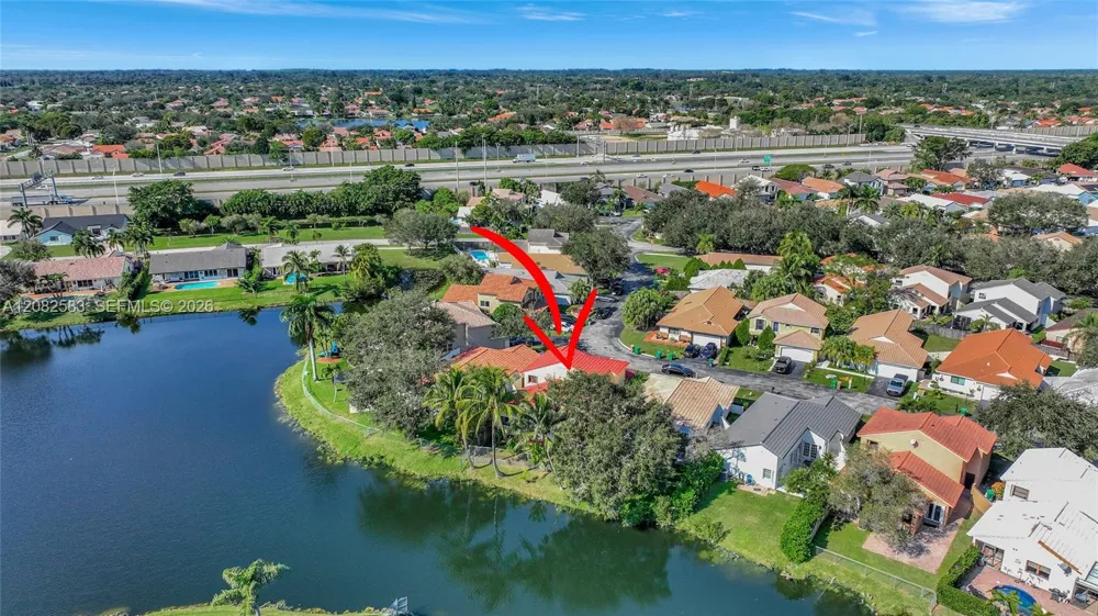 6320 Plymouth Ln Davie, FL 33331