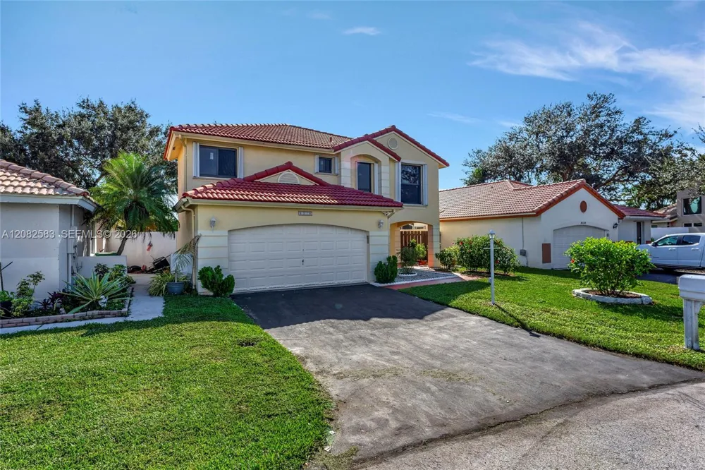 6320 Plymouth Ln Davie, FL 33331