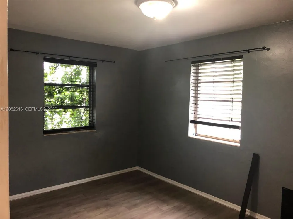 725 SW 8th Ave #A Hallandale Beach, FL 33009
