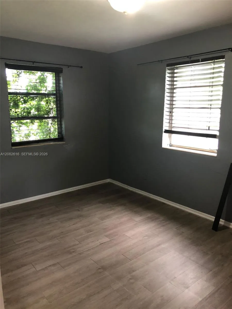 725 SW 8th Ave #A Hallandale Beach, FL 33009