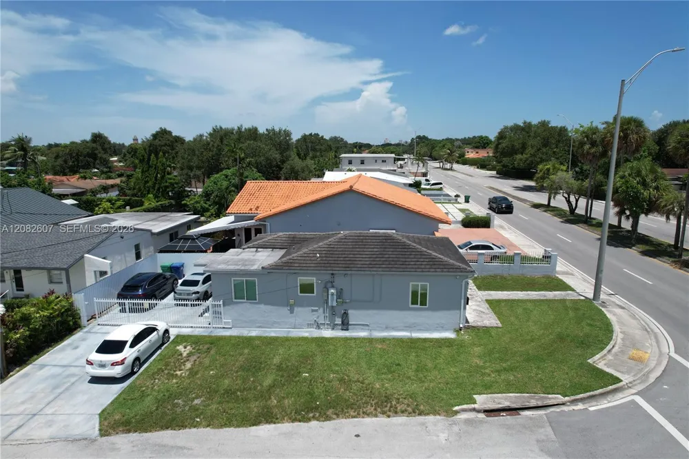 5941 Coral Way Miami, FL 33155