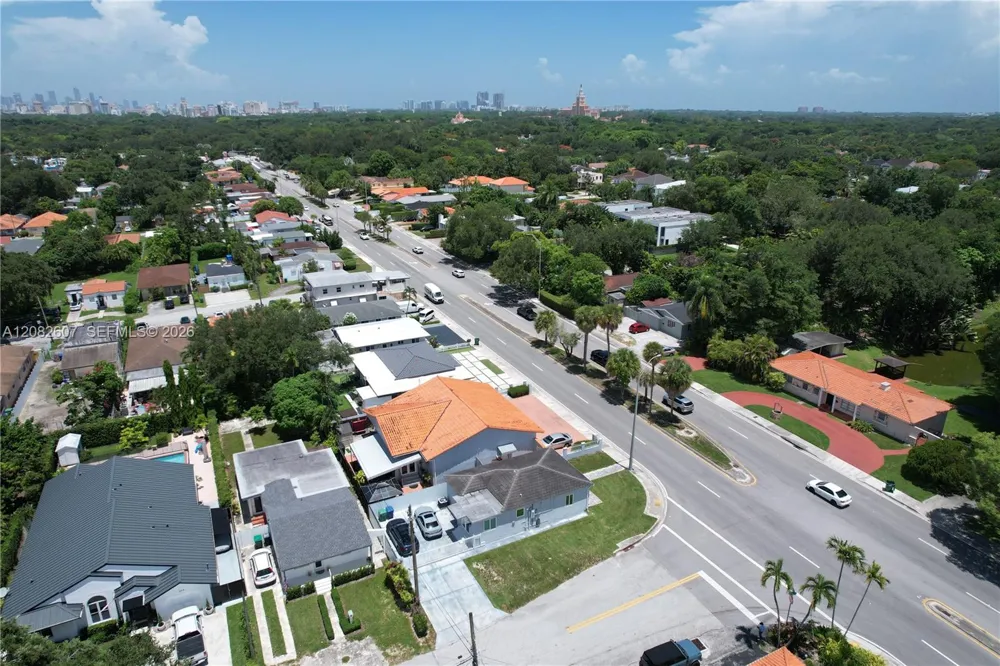 5941 Coral Way Miami, FL 33155