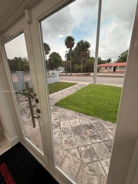 5941 Coral Way Miami, FL 33155