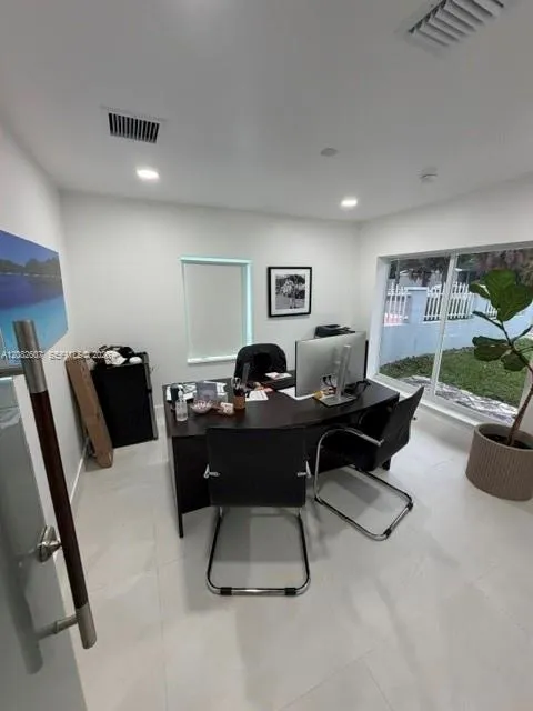 5941 Coral Way Miami, FL 33155