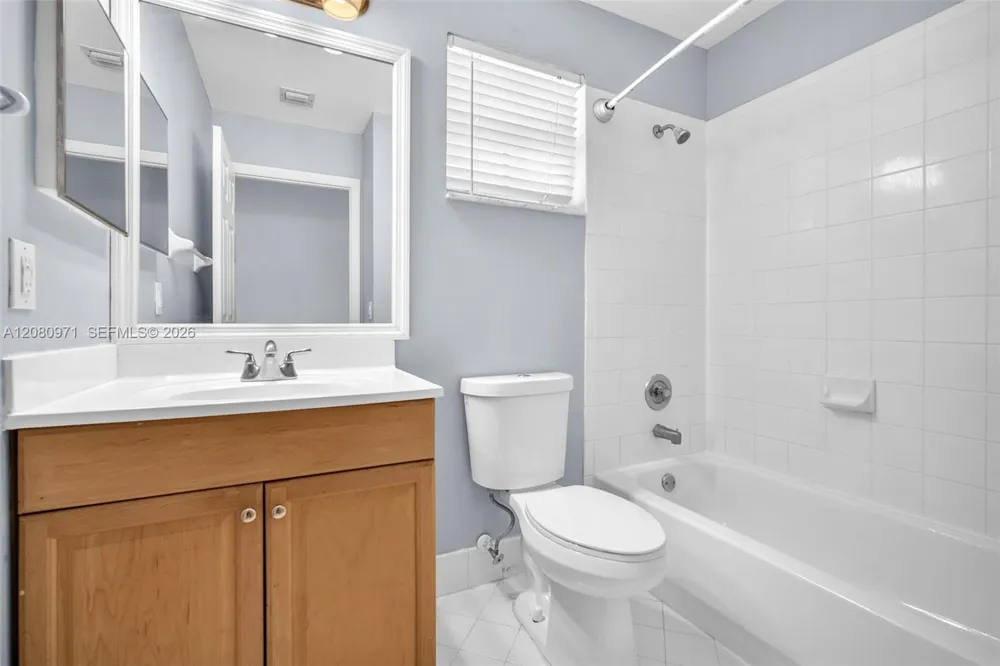 17002 NW 10th St #17002 Pembroke Pines, FL 33028