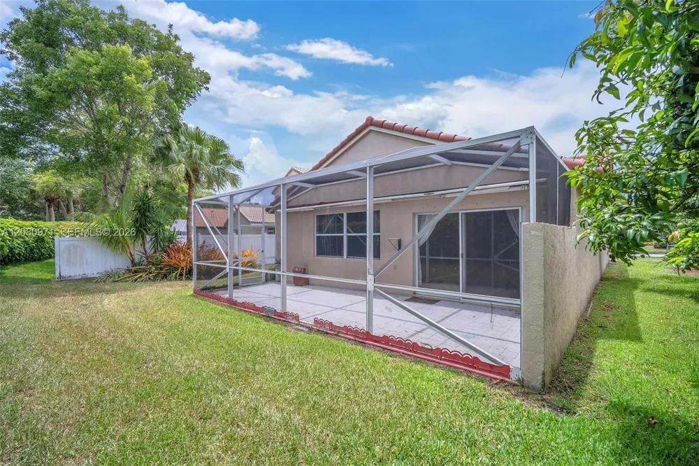 17002 NW 10th St #17002 Pembroke Pines, FL 33028