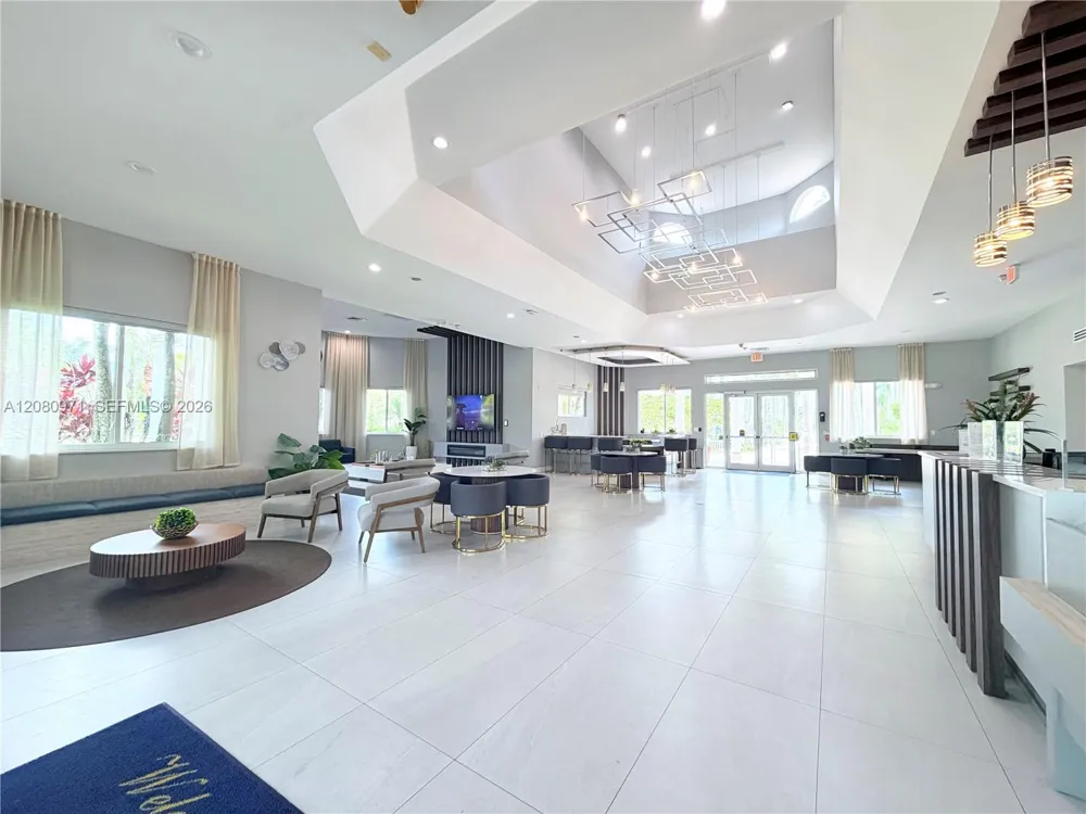 17002 NW 10th St #17002 Pembroke Pines, FL 33028