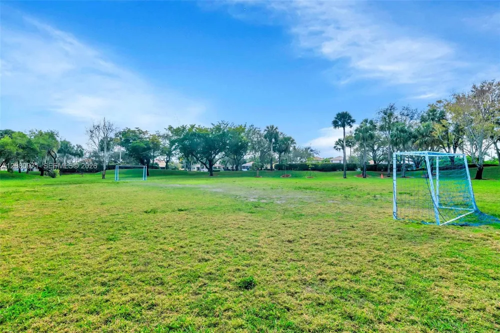 17002 NW 10th St #17002 Pembroke Pines, FL 33028