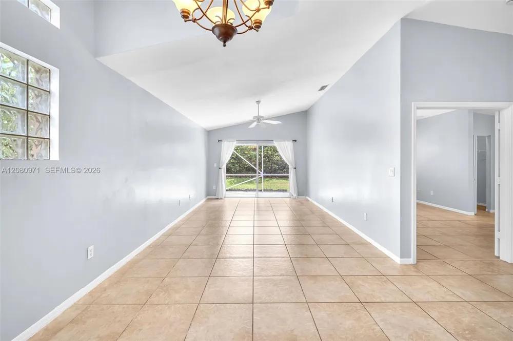 17002 NW 10th St #17002 Pembroke Pines, FL 33028
