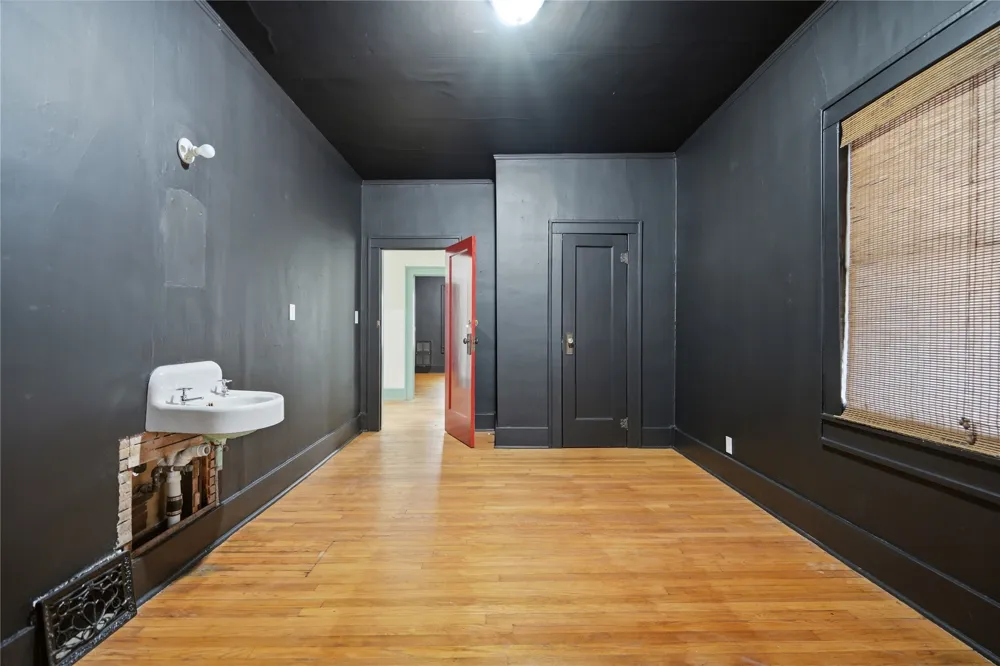1302 S Elwood Avenue Tulsa, OK 74119