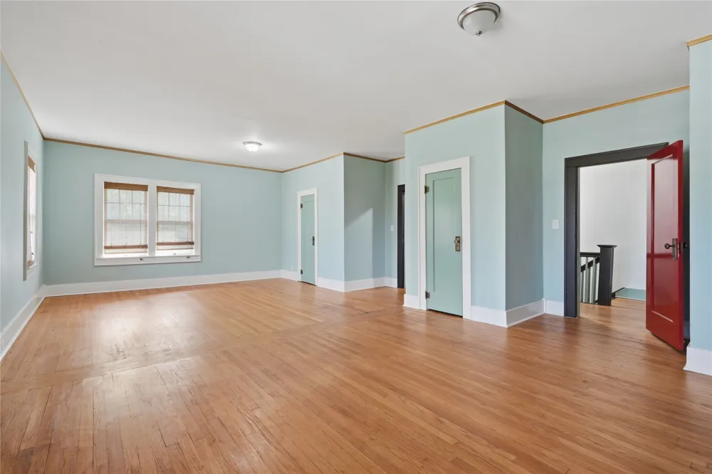 1302 S Elwood Avenue Tulsa, OK 74119