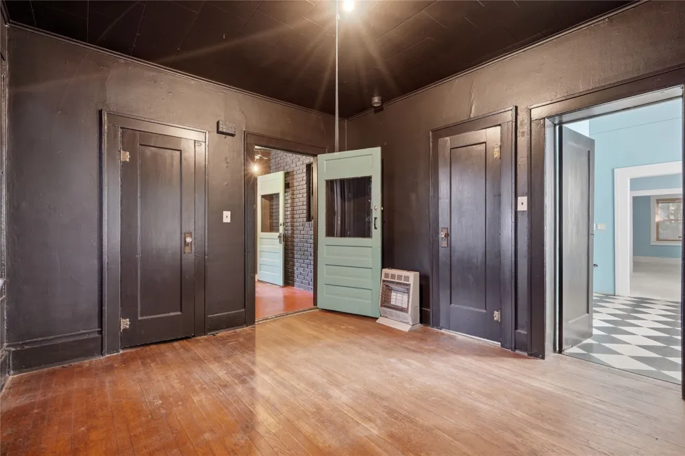 1302 S Elwood Avenue Tulsa, OK 74119
