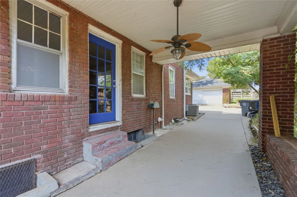 1302 S Elwood Avenue Tulsa, OK 74119