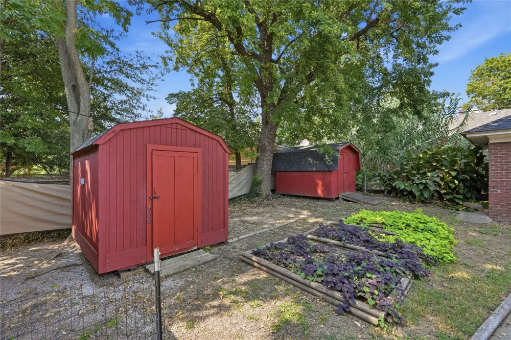 1302 S Elwood Avenue Tulsa, OK 74119