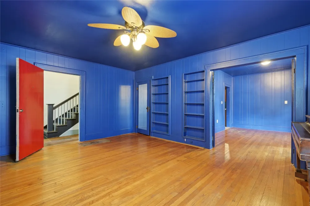 1302 S Elwood Avenue Tulsa, OK 74119