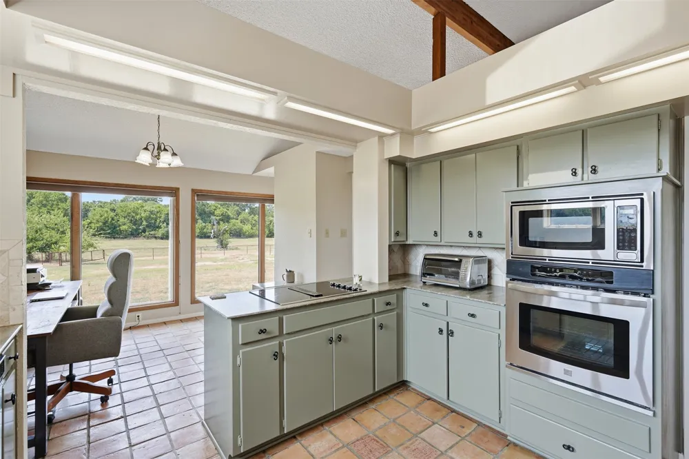 2701 FM 51 Weatherford, TX 76085