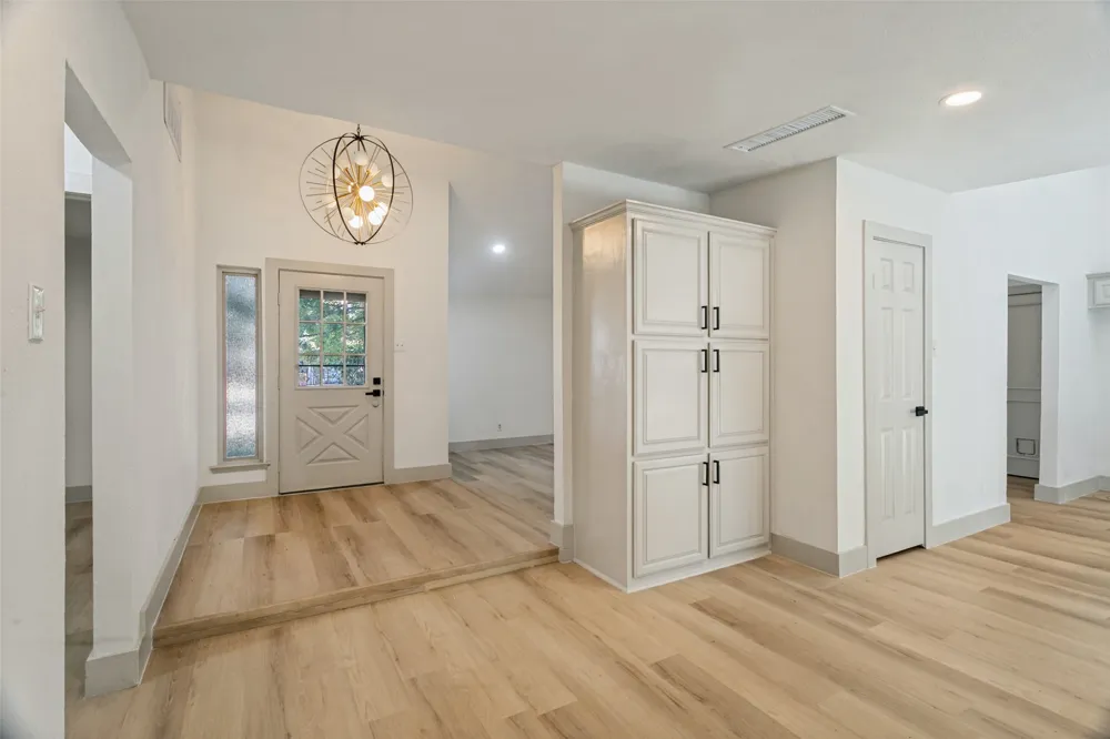 1742 Marblehead Drive Lewisville, TX 75067