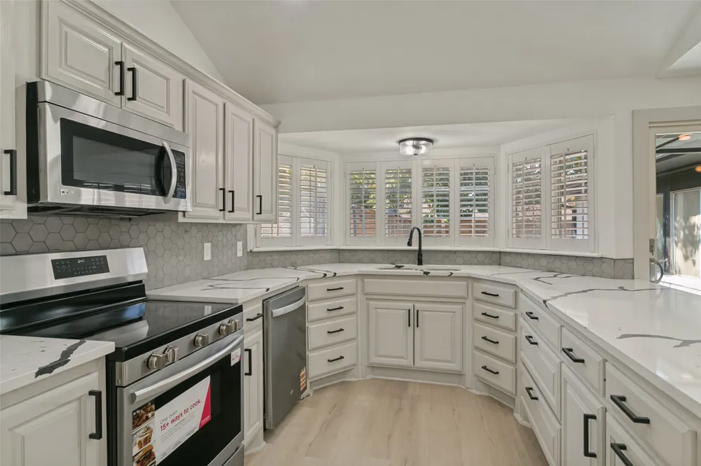 1742 Marblehead Drive Lewisville, TX 75067