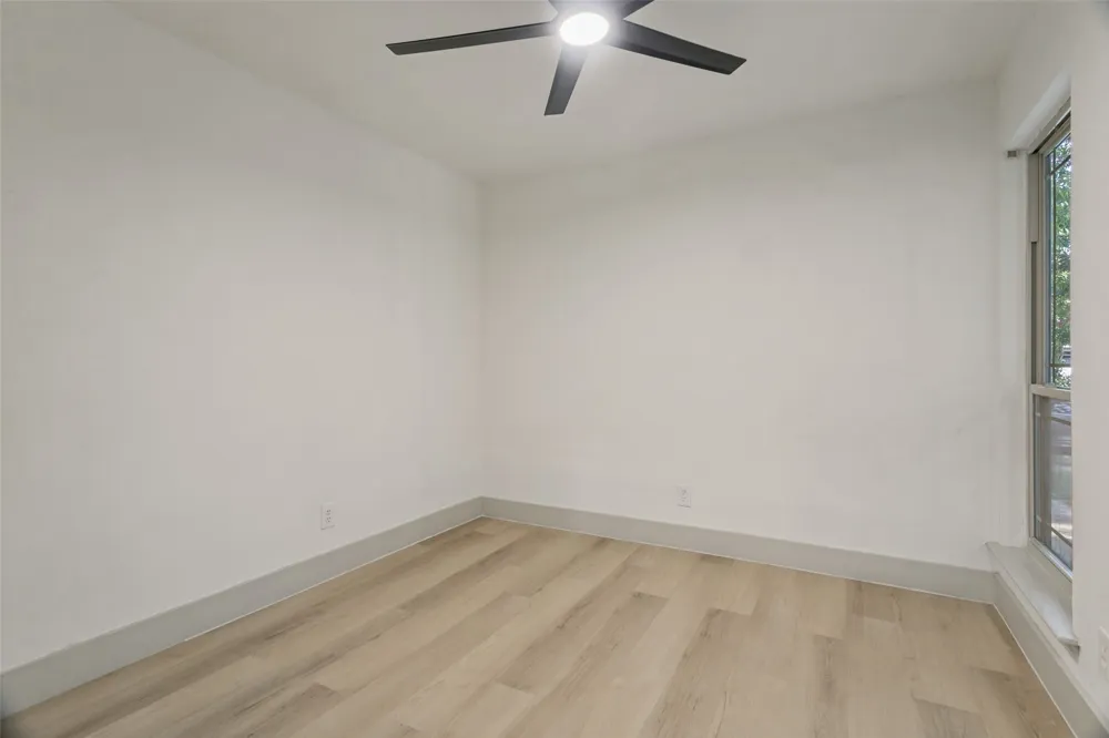 1742 Marblehead Drive Lewisville, TX 75067