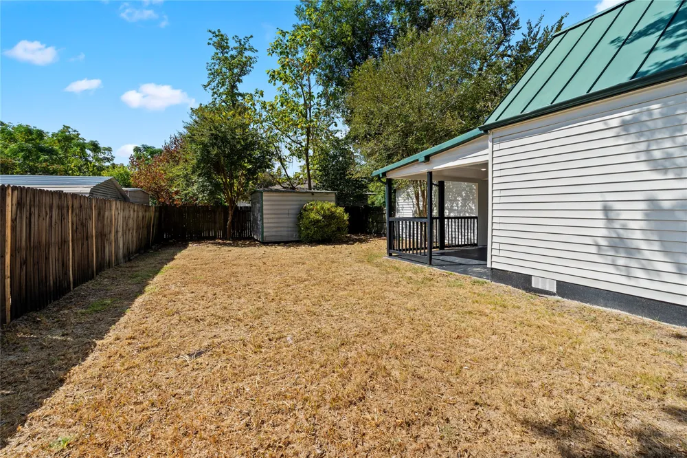 613 Houston Street Sulphur Springs, TX 75482