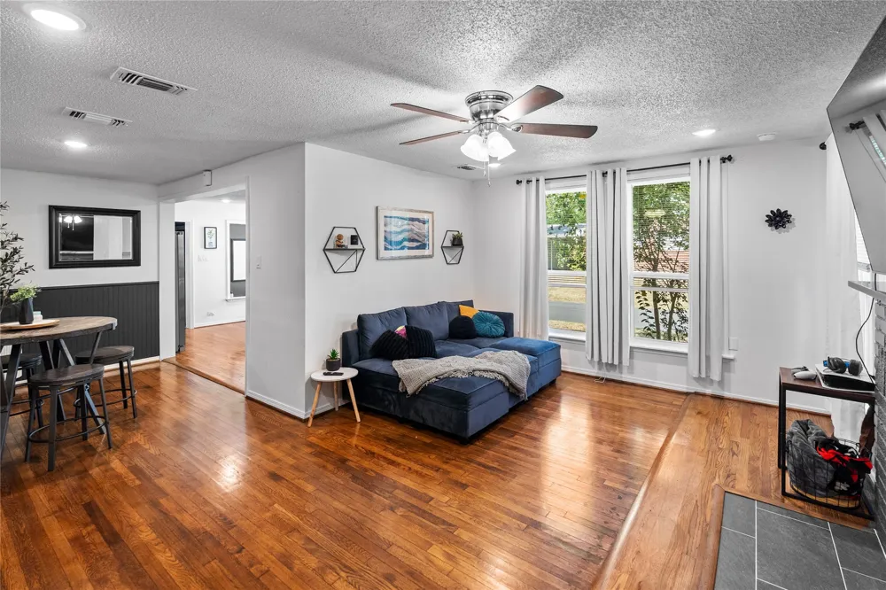 613 Houston Street Sulphur Springs, TX 75482