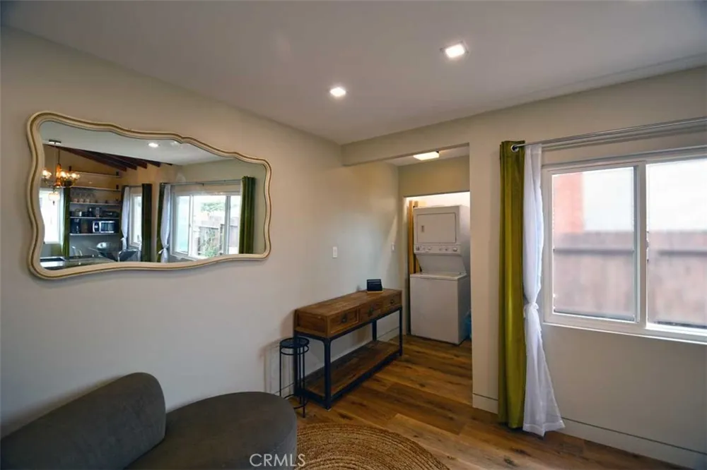 117 Kenneth Street Camarillo, CA 93010