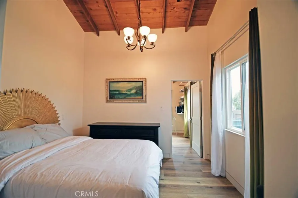 117 Kenneth Street Camarillo, CA 93010