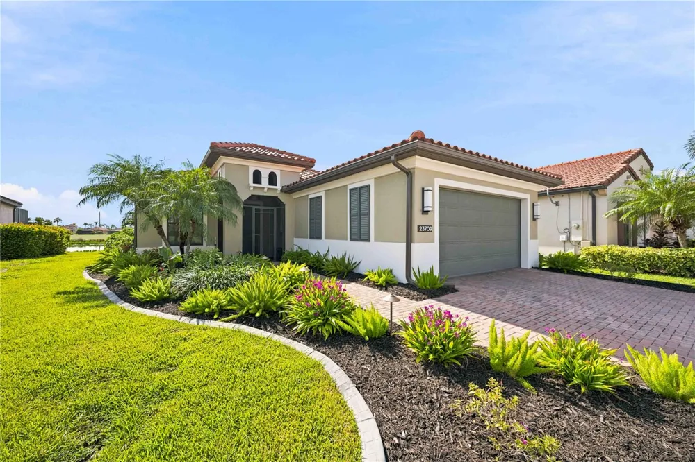 23709 WAVERLY CIRCLE Venice, FL 34293