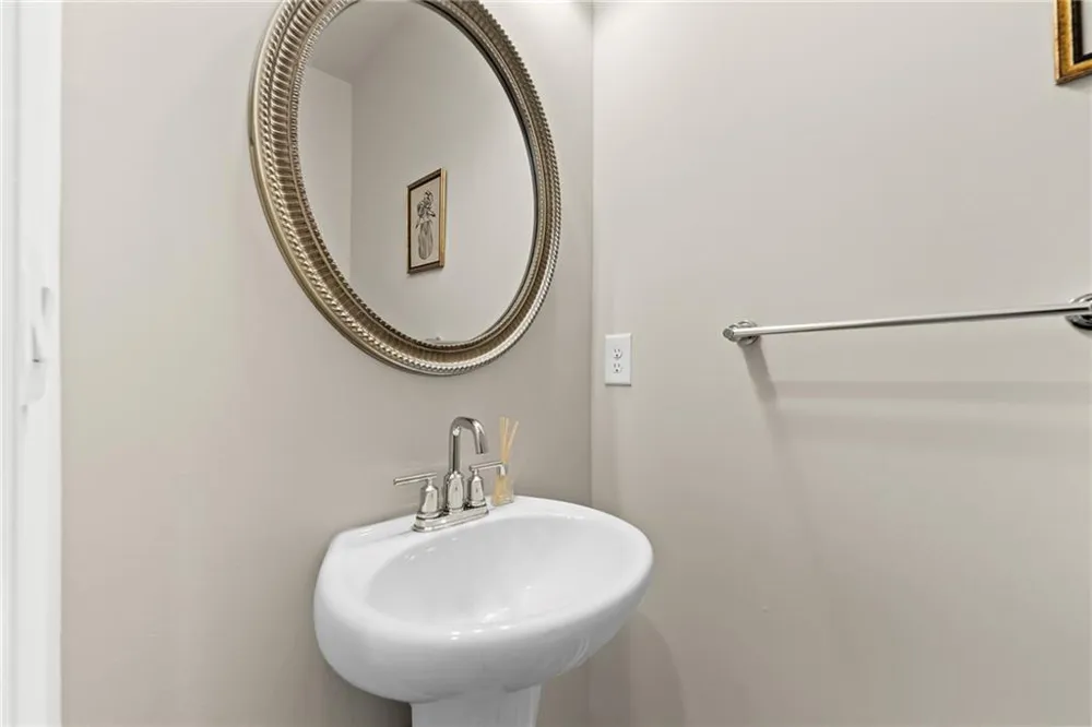 1121 Arrowlake Road SW Marietta, GA 30064