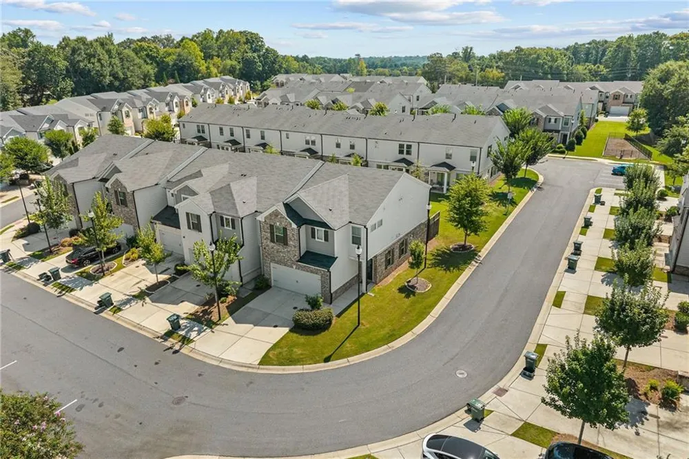 1121 Arrowlake Road SW Marietta, GA 30064