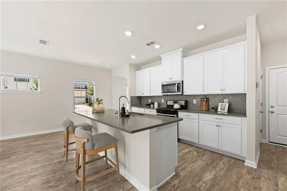 1121 Arrowlake Road SW Marietta, GA 30064