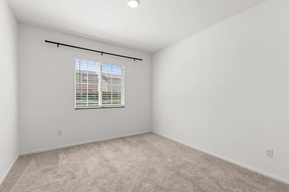 30800 ACAPPELLA DR. Winchester, CA 92596