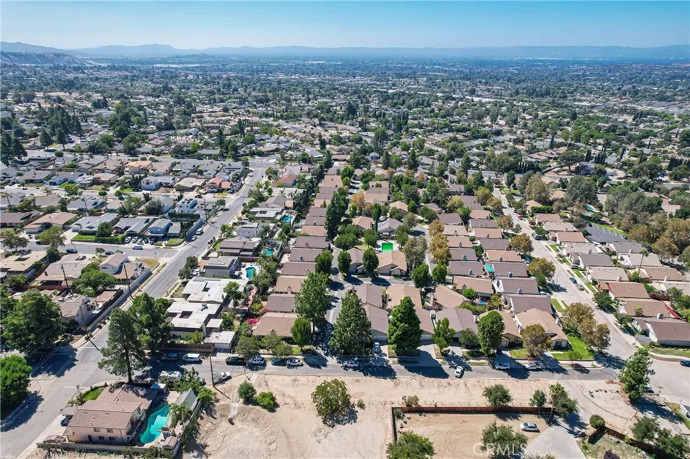 13982 Olive Grove Lane Sylmar, CA 91342