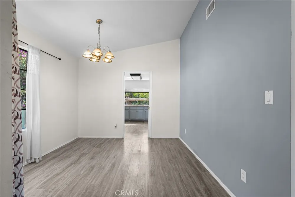 13982 Olive Grove Lane Sylmar, CA 91342