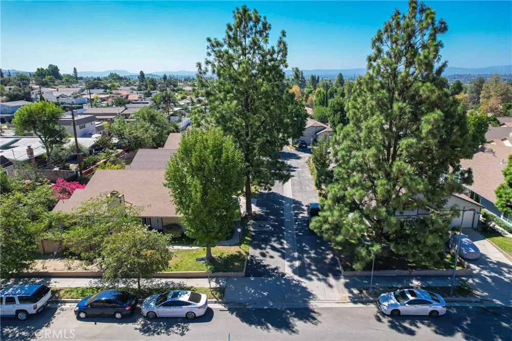 13982 Olive Grove Lane Sylmar, CA 91342