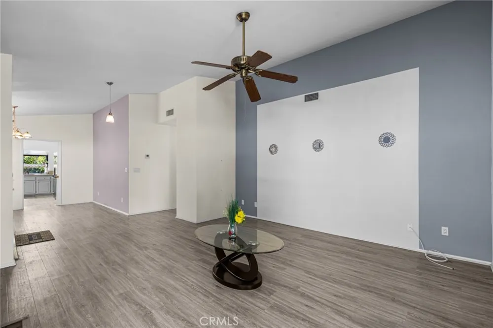 13982 Olive Grove Lane Sylmar, CA 91342