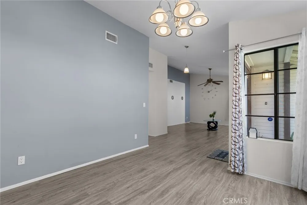 13982 Olive Grove Lane Sylmar, CA 91342