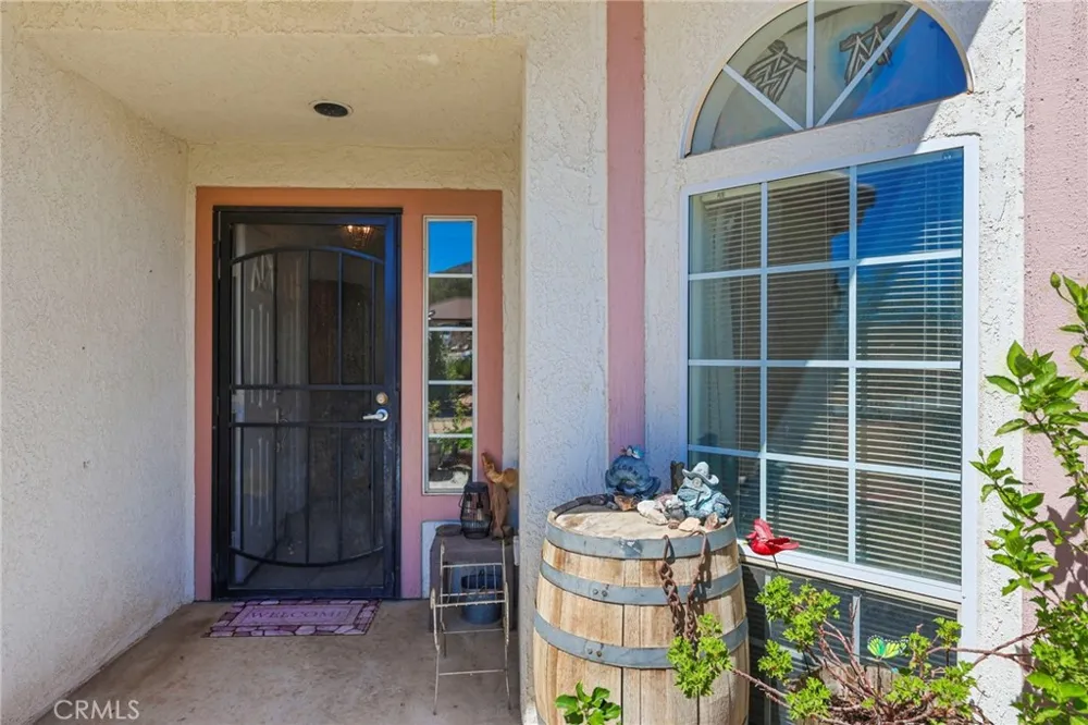 17240 Candlewood Apple Valley, CA 92307