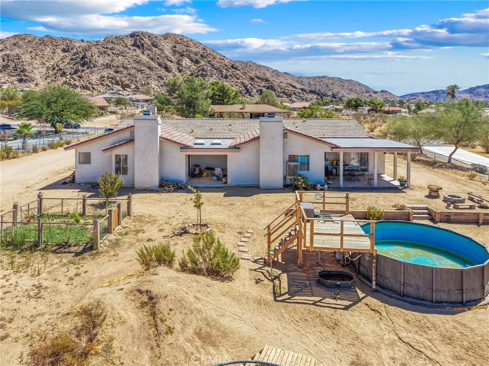 17240 Candlewood Apple Valley, CA 92307