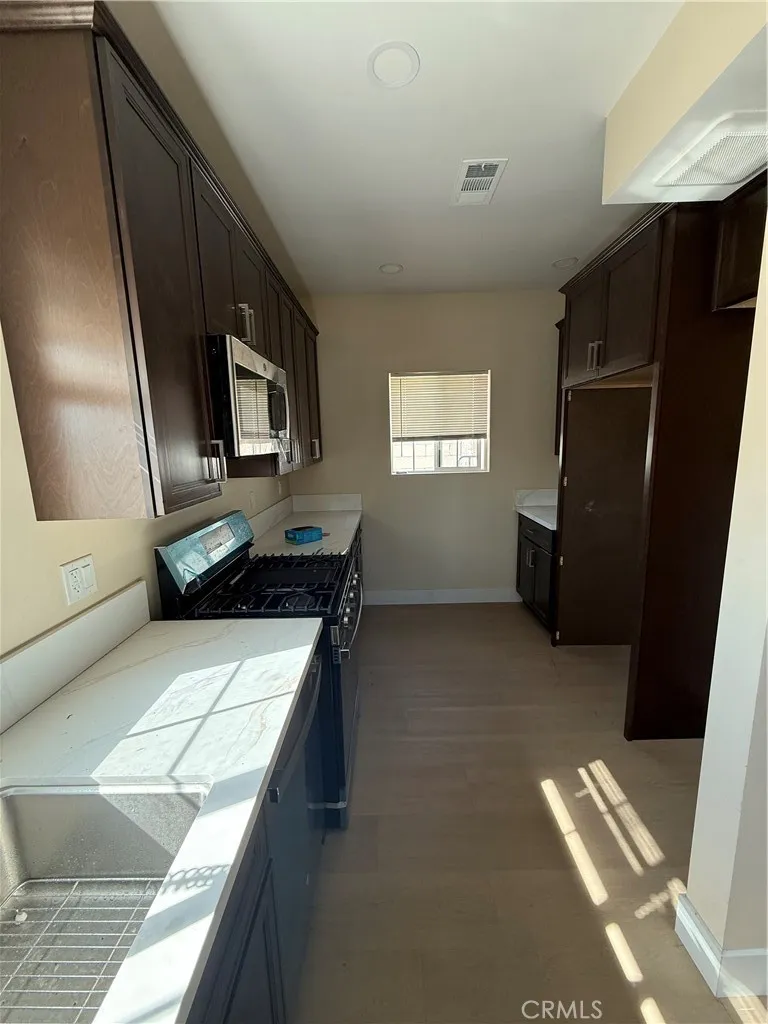 11844 Hollyview Drive La Mirada, CA 90638