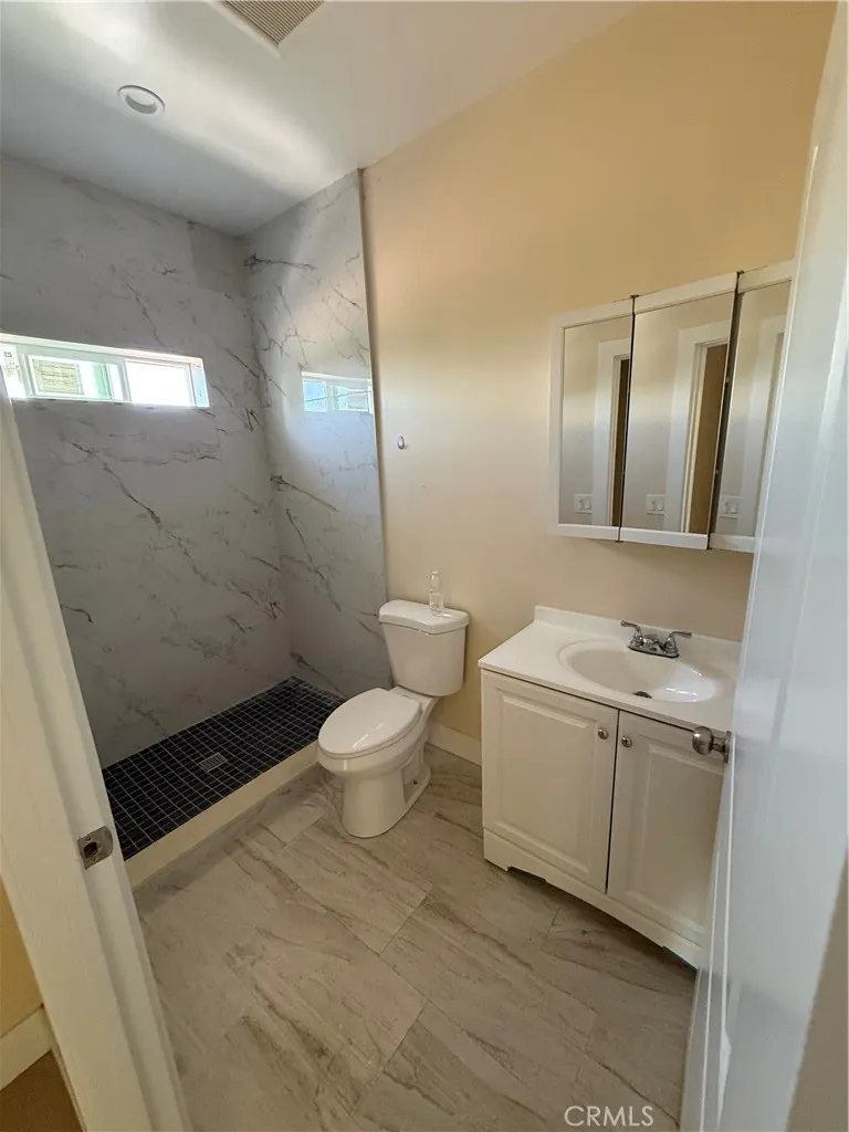 11844 Hollyview Drive La Mirada, CA 90638