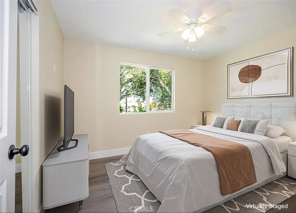 24743 Valley #3 Newhall, CA 91321