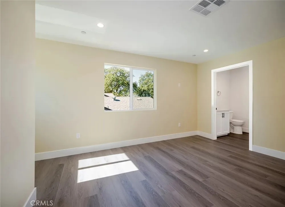 24743 Valley #3 Newhall, CA 91321
